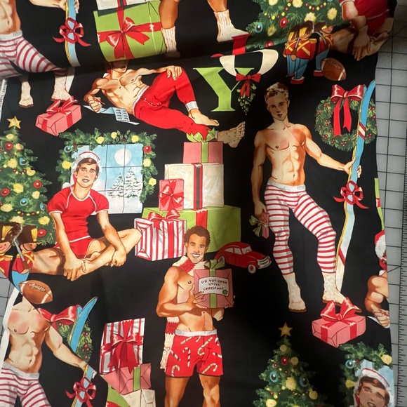 4 yards Christmas cotton fabric Holiday inspirations all i want for Christmas - Picture 5 of 7